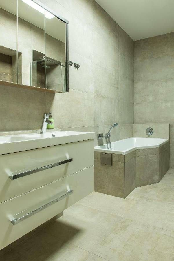 Exclusive 3 Bedroom Top-Notch Flat, Great Location Prague Luaran gambar